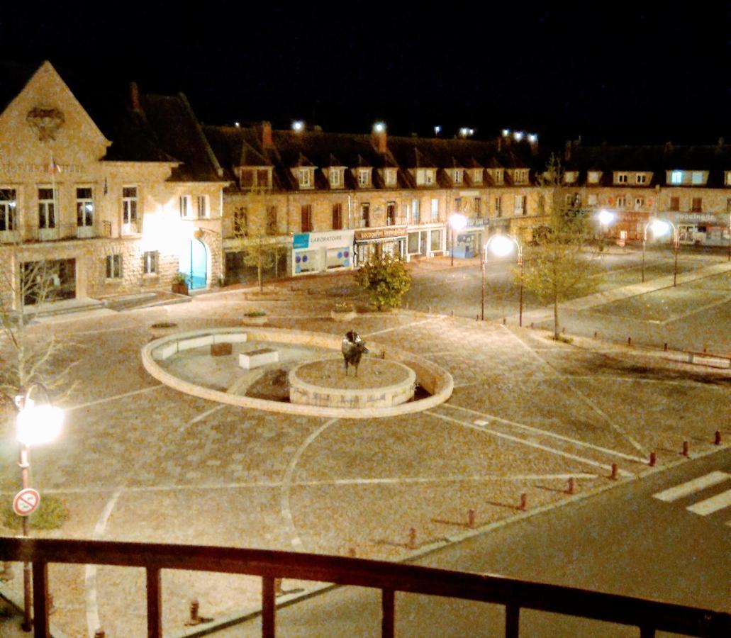 Hotel Le Soleil D'Or Vimoutiers Exterior foto